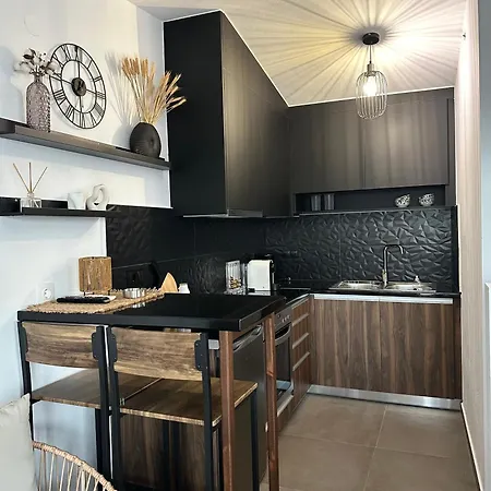 Serenity Living Palaiochora Exterior photo